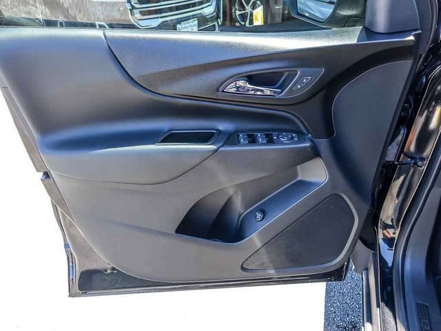 Used 2023 Chevrolet Equinox LT FWD image 23