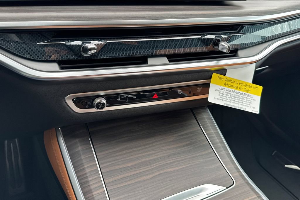 New 2026 BMW X5 xDrive40i w/ M Sport Package image 24