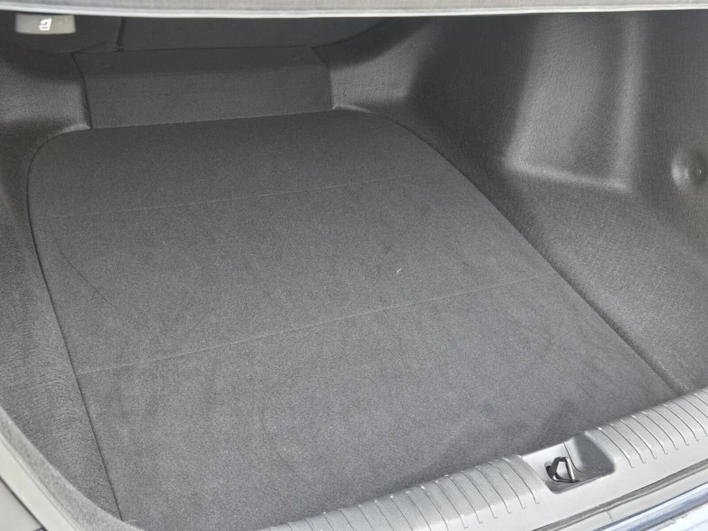 Used 2024 Honda Accord EX-L image 13