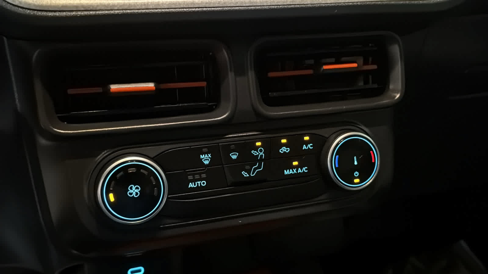 Used 2024 Ford Maverick XLT FWD image 19