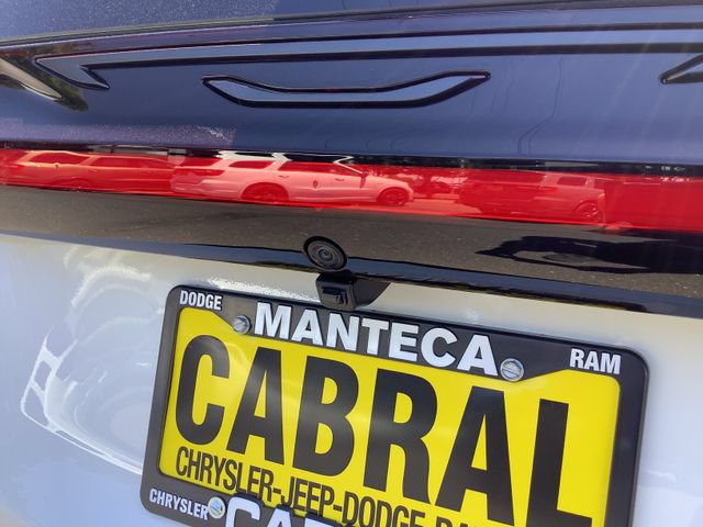 New 2027 Chrysler Pacifica Limited FWD image 30