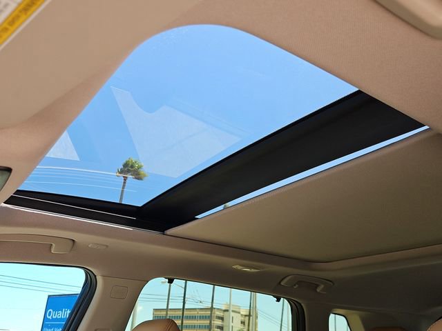 Used 2023 Nissan Rogue Platinum FWD image 30