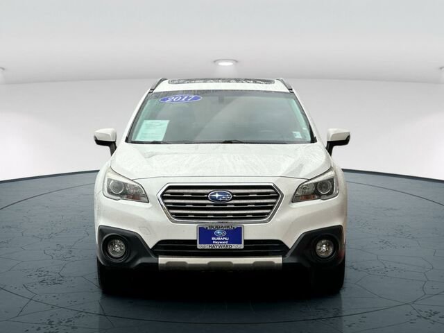 Used 2017 Subaru Outback 2.5i Touring image 9