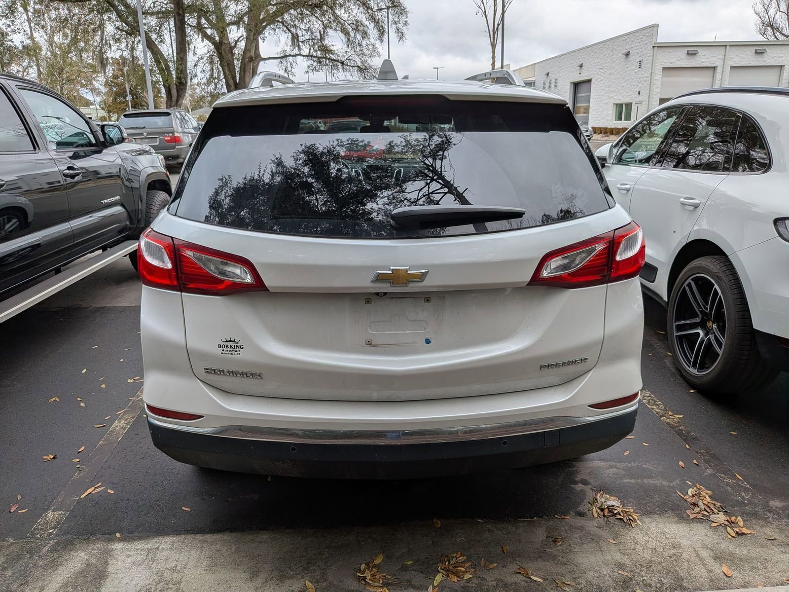 Used 2019 Chevrolet Equinox Premier image 3