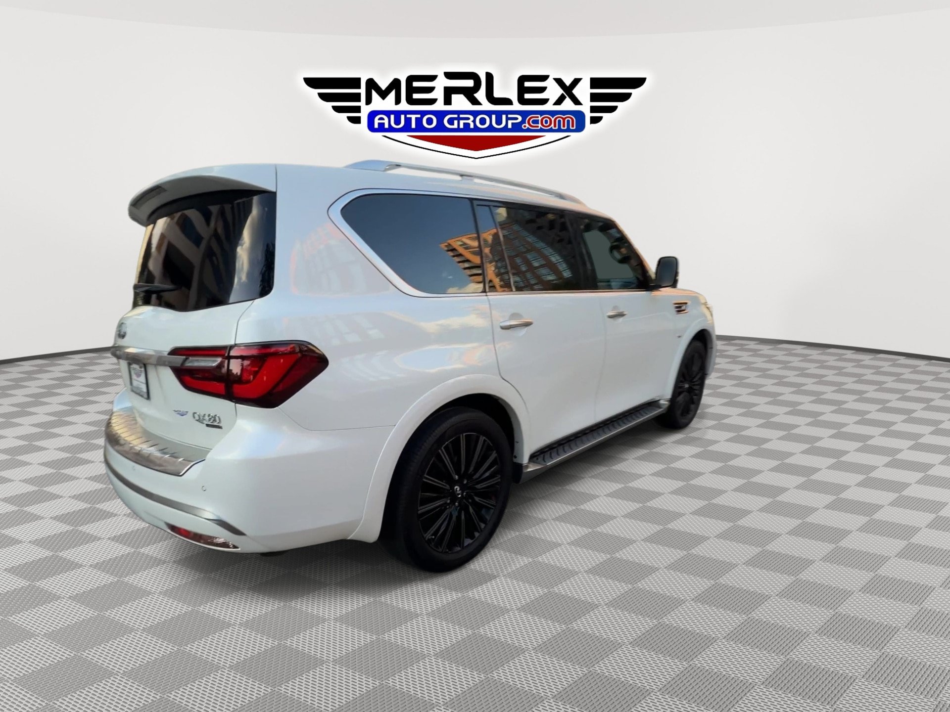 Used 2019 INFINITI QX80 Limited AWD/4WD image 8