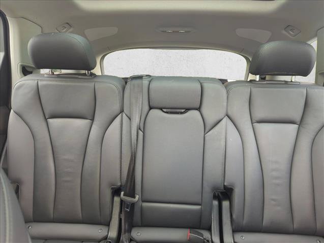 Used 2023 Audi Q7 3.0T Premium Plus AWD/4WD image 28