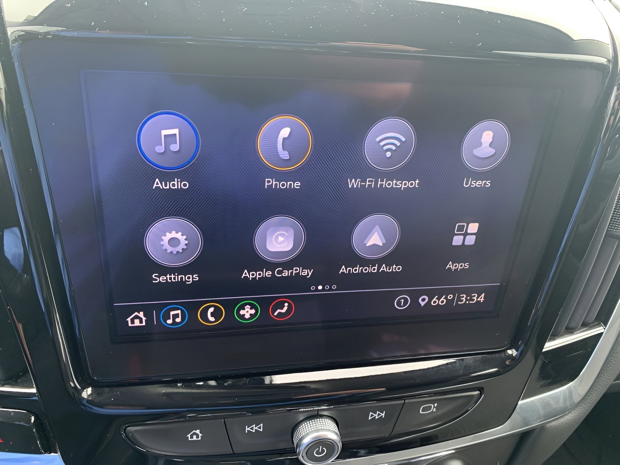 Used 2021 Chevrolet Traverse LT w/ LPO, Floor Liner Package image 14