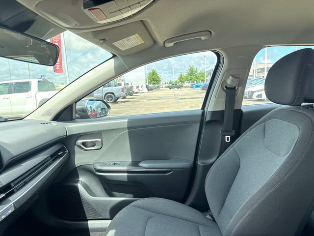 Used 2025 Kia K4 FWD image 19