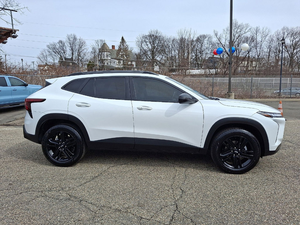 Certified 2024 Chevrolet Trax ACTIV w/ Driver Confidence Package image 26
