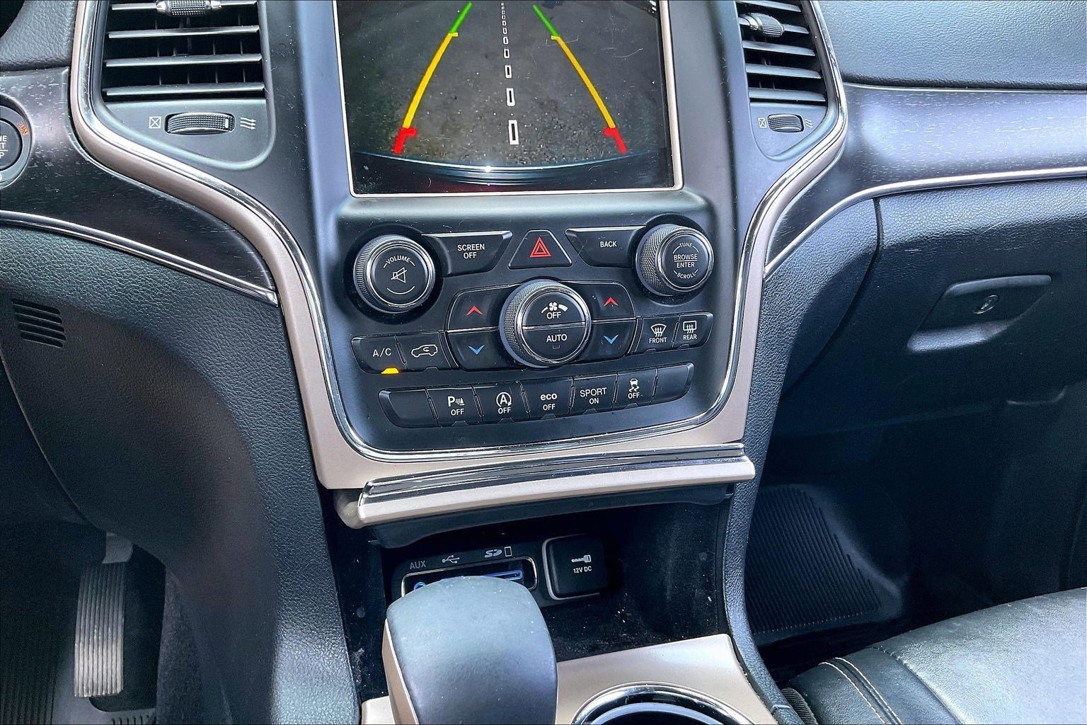 Used 2017 Jeep Grand Cherokee Limited image 21