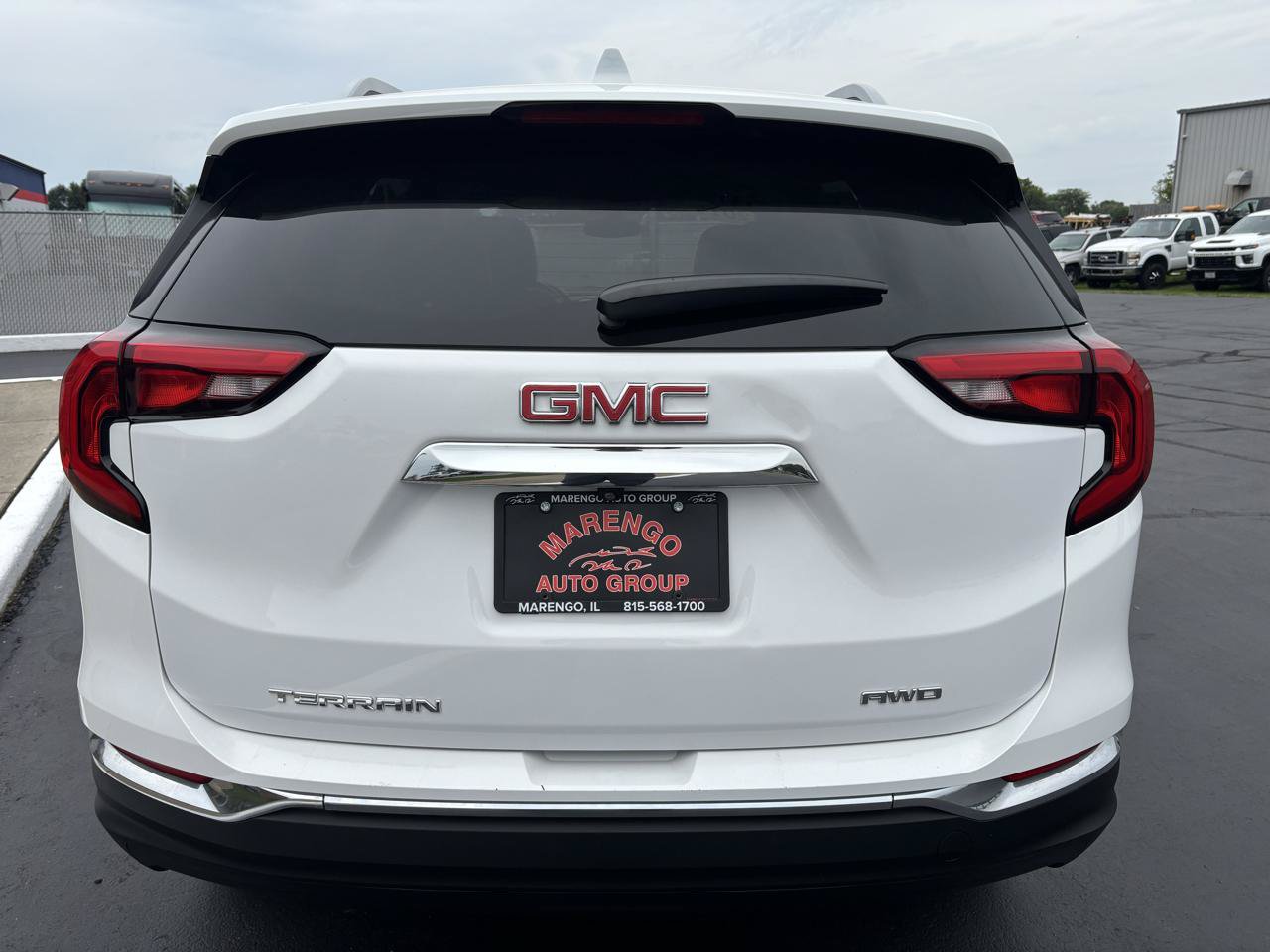 Used 2019 GMC Terrain SLT w/ Preferred Package AWD/4WD image 4