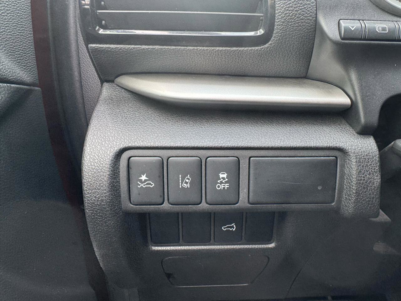 Used 2024 Mitsubishi Eclipse Cross SE image 47