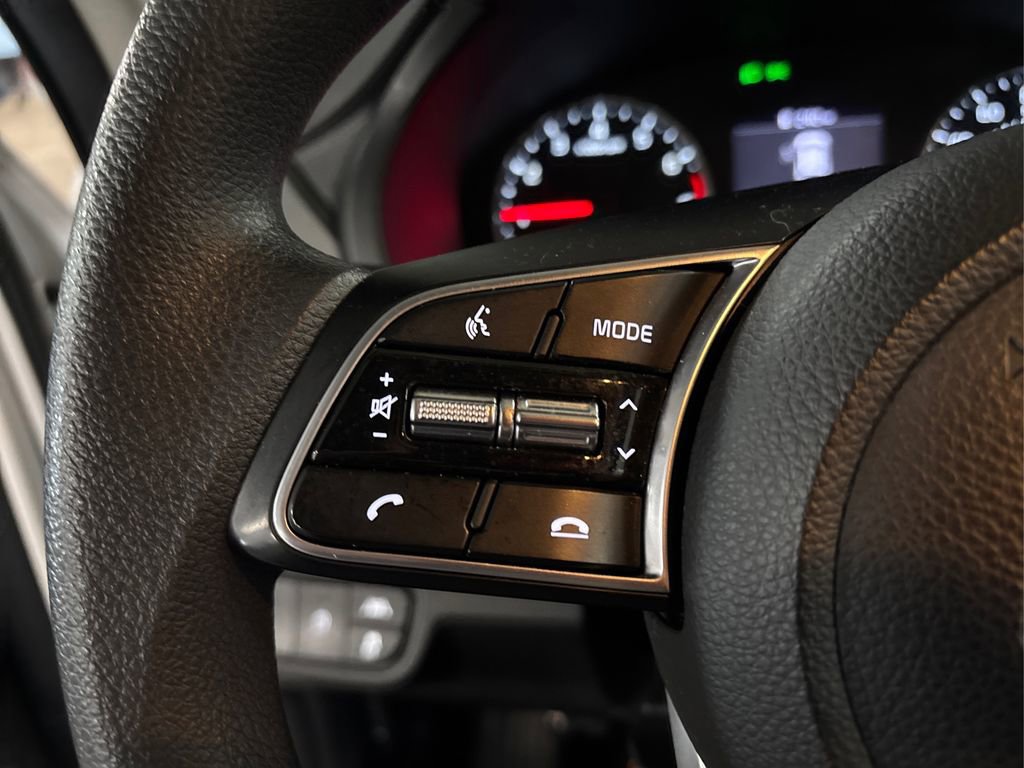 Used 2023 Kia Seltos LX image 32