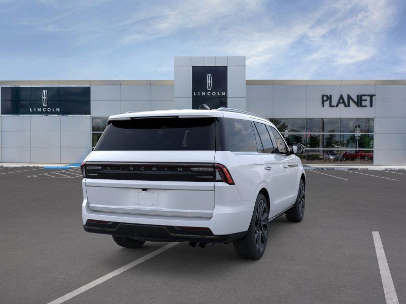 New 2026 Lincoln Navigator Black Label image 8