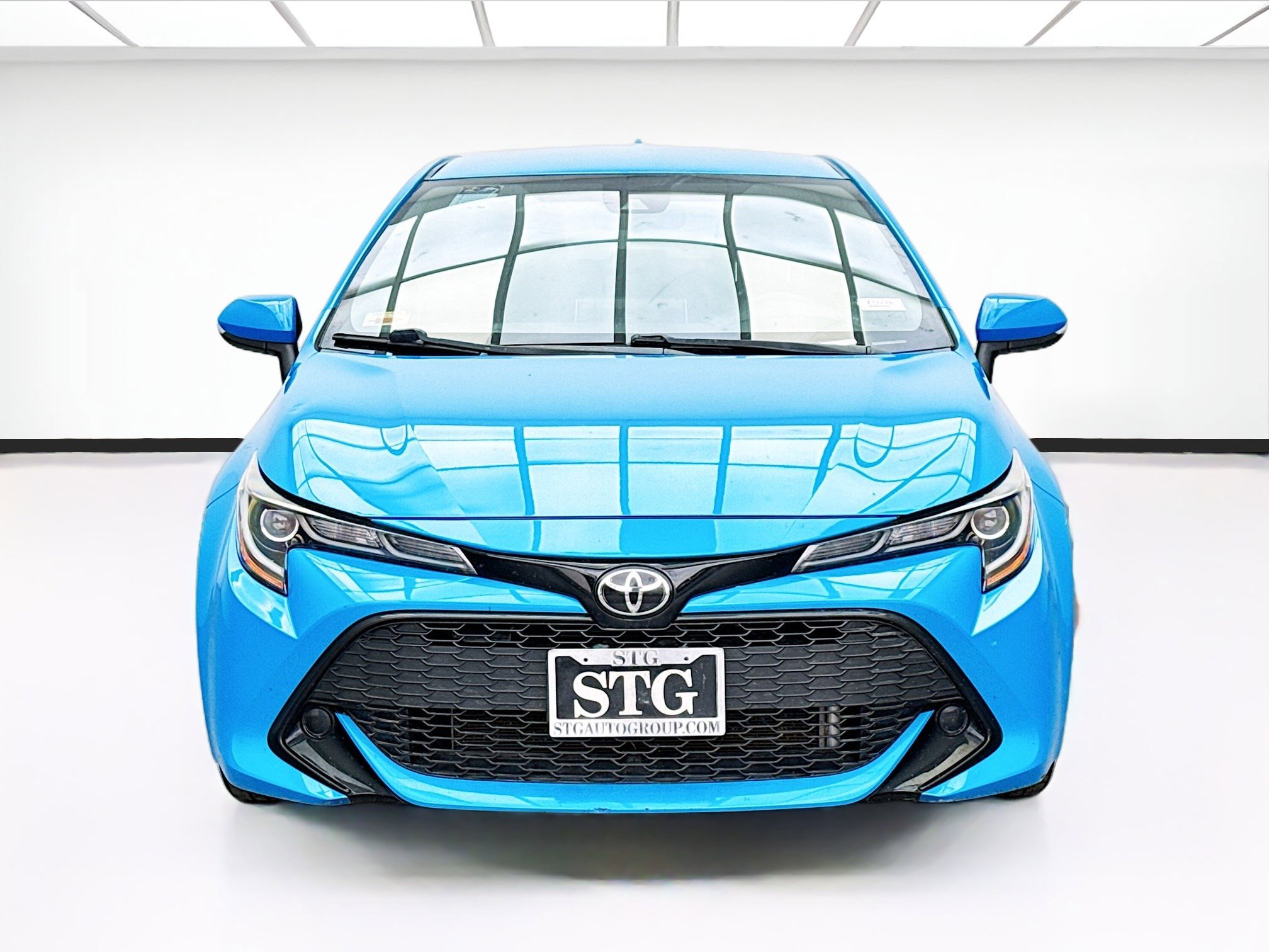 Used 2020 Toyota Corolla SE w/ SE Preferred Package FWD image 2