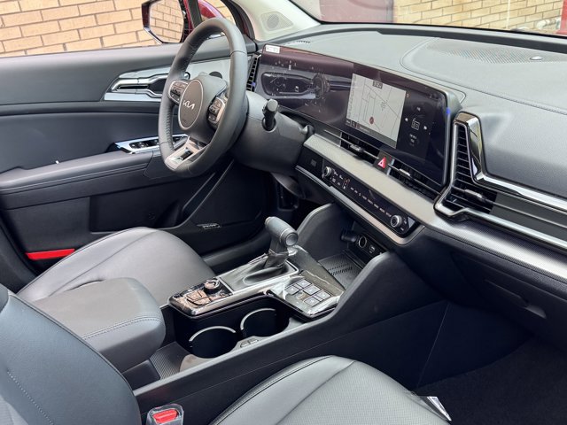 New 2025 Kia Sportage SX image 26