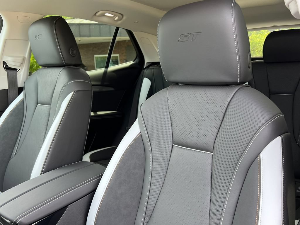 New 2026 Buick Envision Sport Touring AWD/4WD image 12