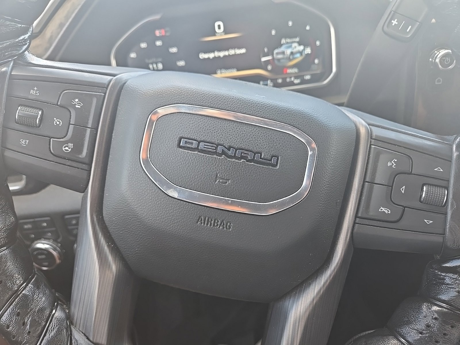 Used 2024 GMC Sierra 3500 Denali Ultimate AWD/4WD image 20