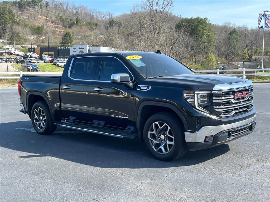 Used 2022 GMC Sierra 1500 SLT w/ SLT Premium Plus Package image 5