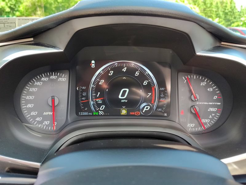 Used 2017 Chevrolet Corvette Stingray Convertible w/ 1LT RWD image 39