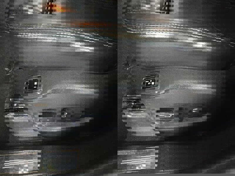 Used 2015 Cadillac SRX Luxury w/ Driver Awareness Package image 17