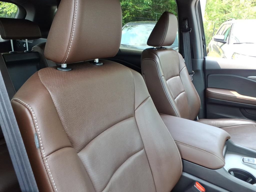 Used 2024 Honda Passport EX-L image 24