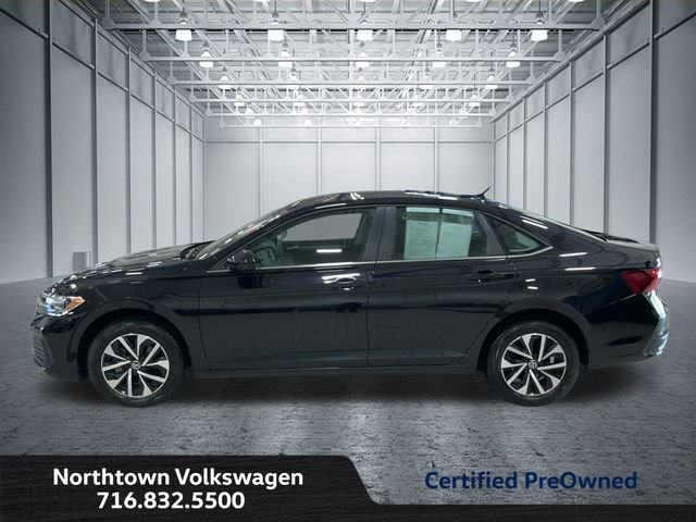 Used 2023 Volkswagen Jetta S FWD image 2