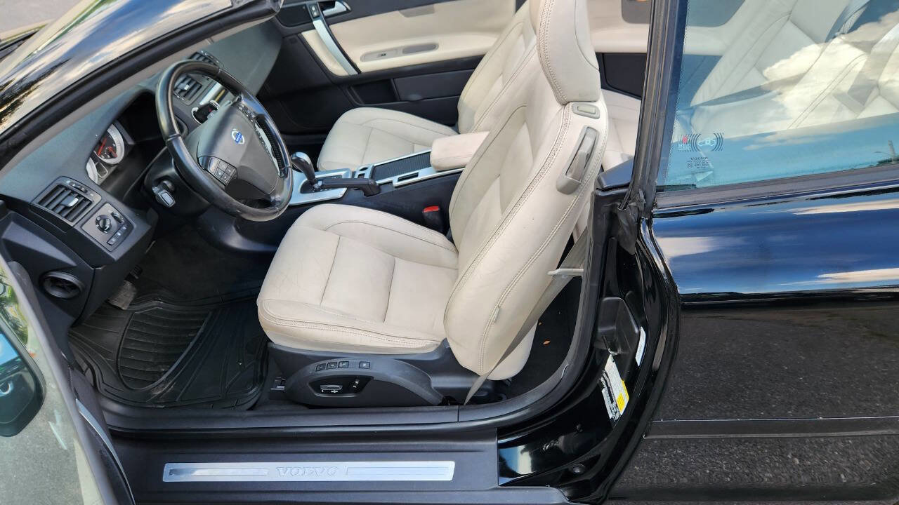 Used 2012 Volvo C70 T5 w/ Climate Pkg image 25