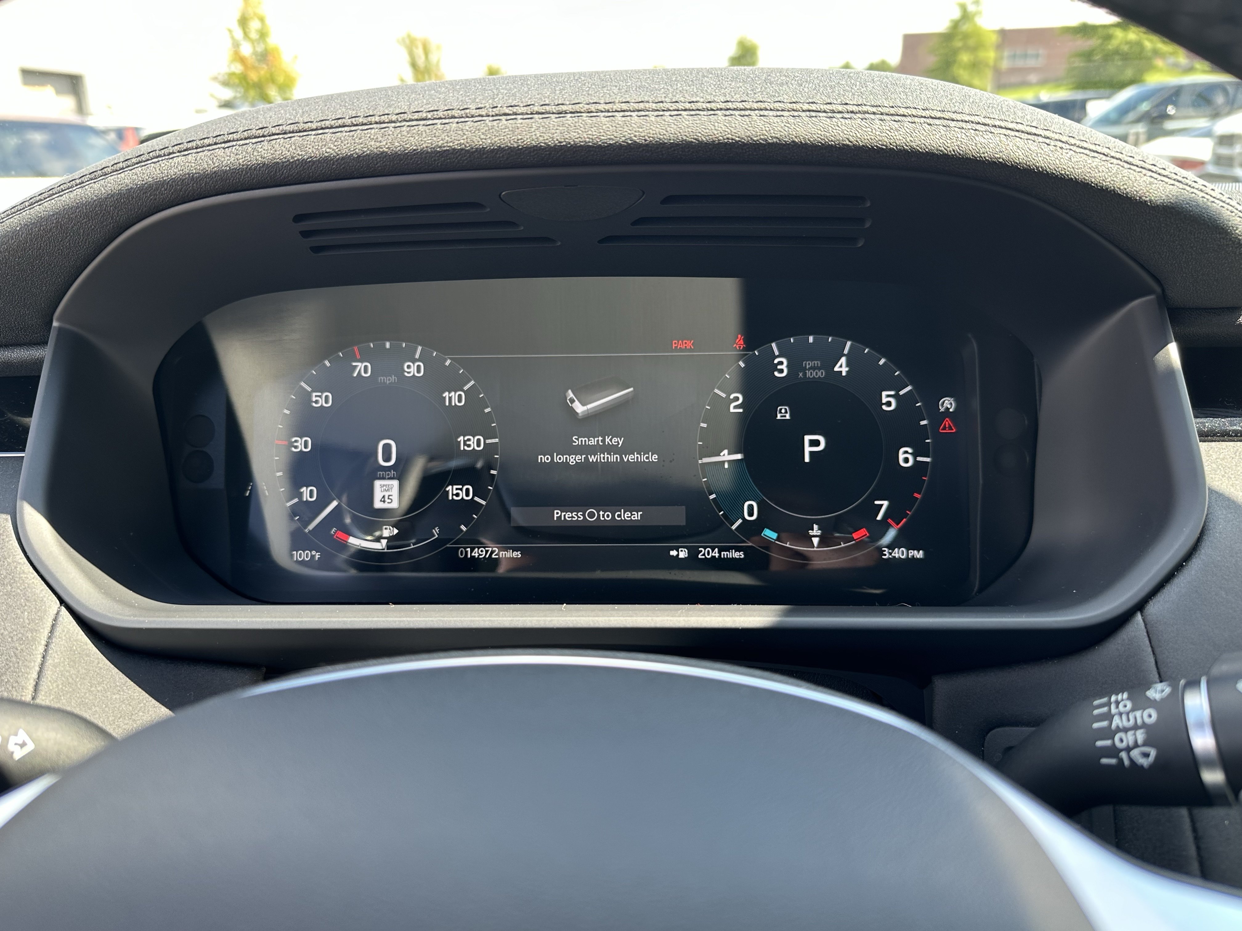 Used 2025 Land Rover Discovery S AWD/4WD image 21