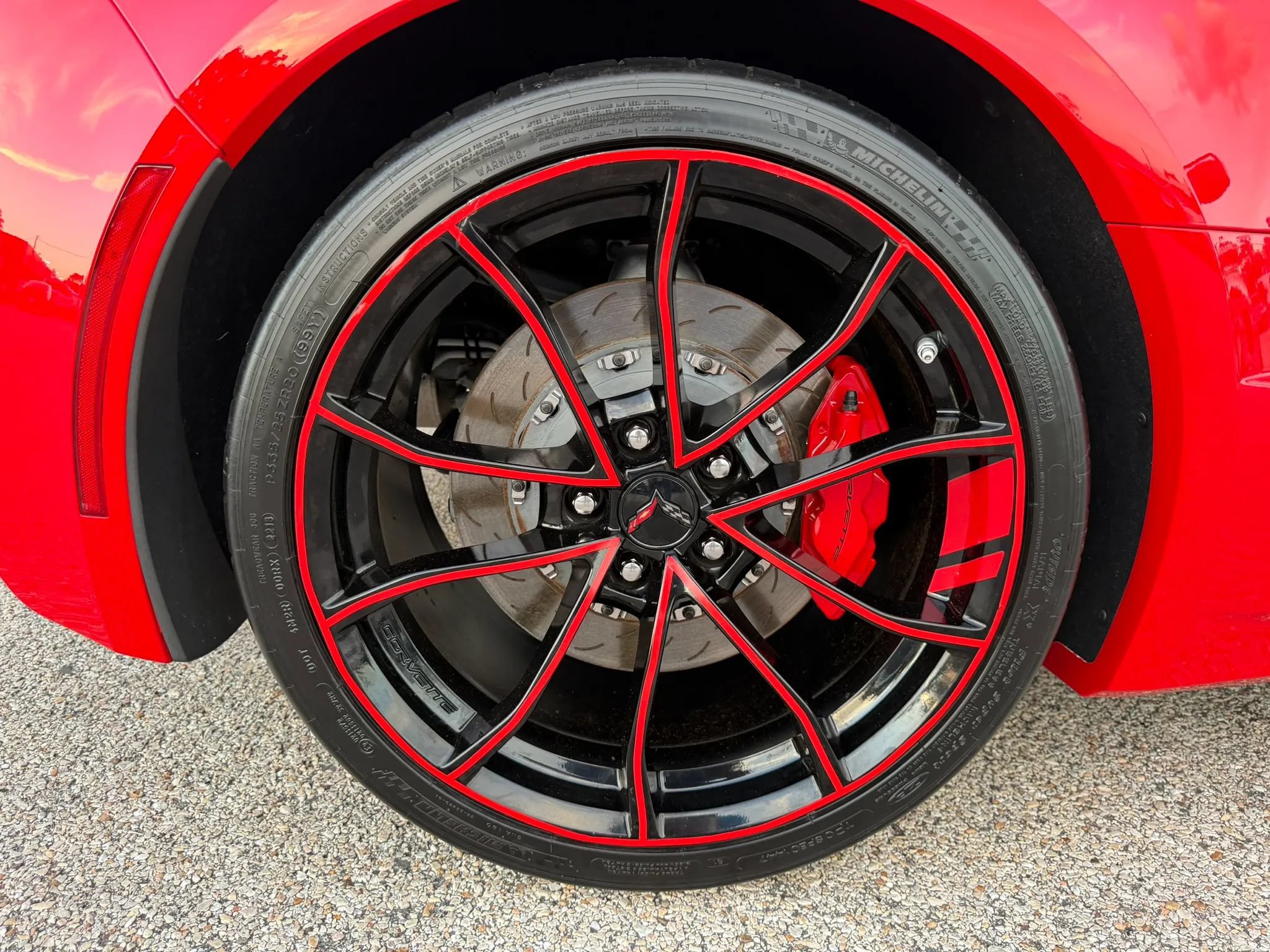Used 2019 Chevrolet Corvette Grand Sport RWD image 15