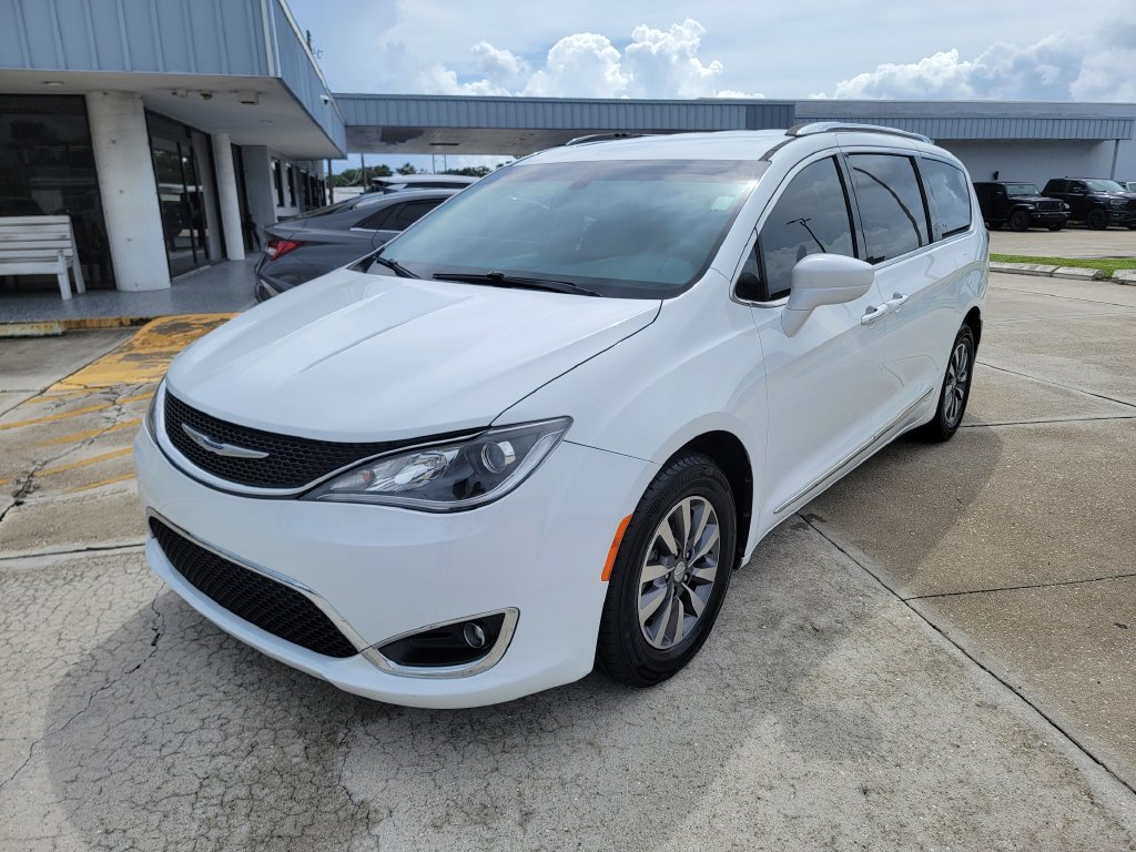 Used 2020 Chrysler Pacifica Touring-L Plus