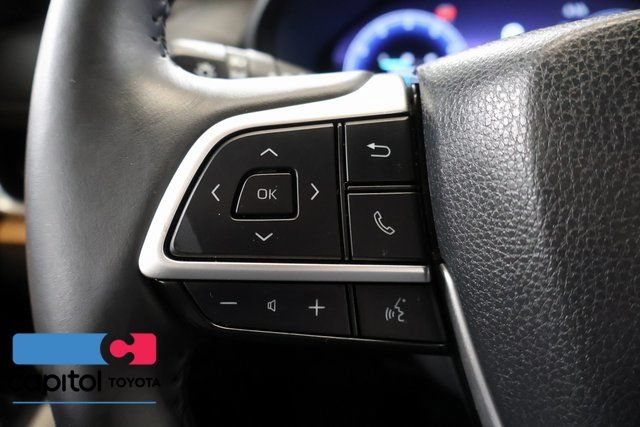 Certified 2025 Toyota Grand Highlander AWD image 18