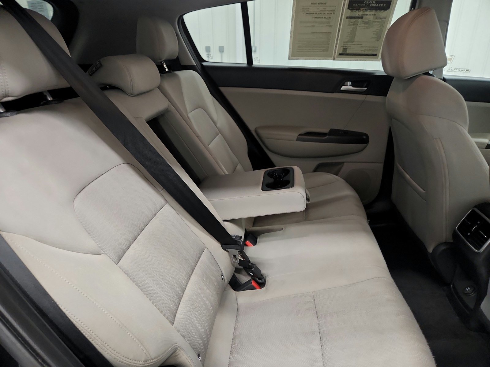 Used 2020 Kia Sportage LX FWD image 27