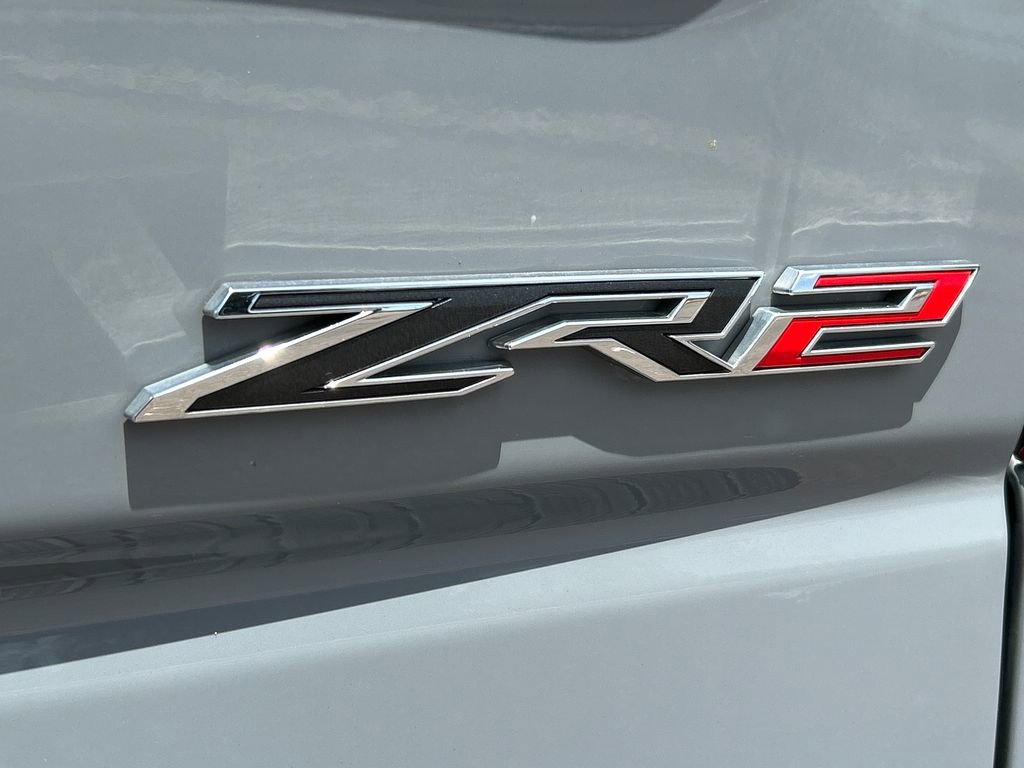 Used 2024 Chevrolet Silverado 1500 ZR2 w/ Technology Package AWD/4WD image 25