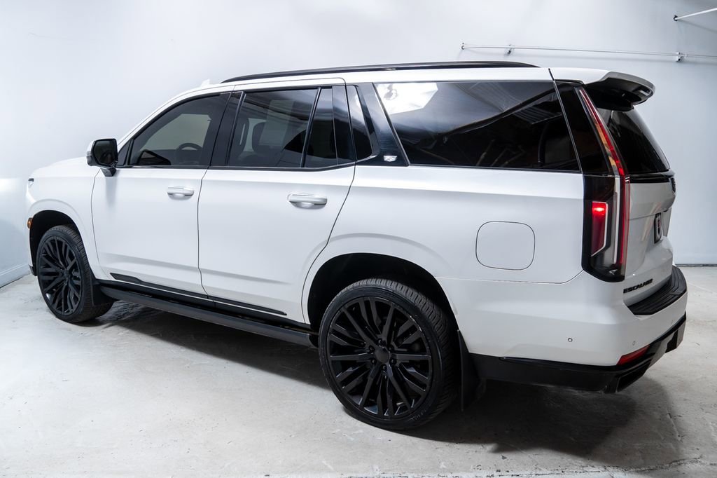 Used 2022 Cadillac Escalade Sport Platinum w/ Heavy-Duty Trailer Package image 2