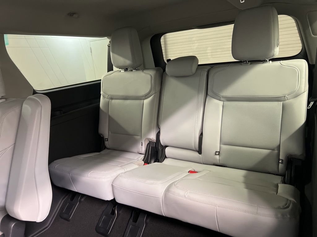 New 2026 Ford Expedition Max Platinum w/ Driver's Package image 32