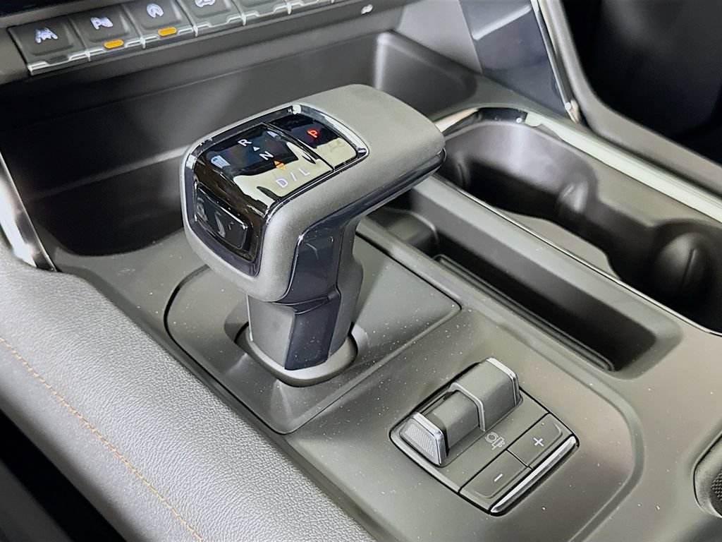 New 2026 GMC Sierra 1500 AT4 w/ AT4 Premium Package AWD/4WD image 11