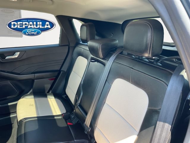 Certified 2022 Ford Escape Titanium w/ Titanium Elite Package AWD/4WD image 17