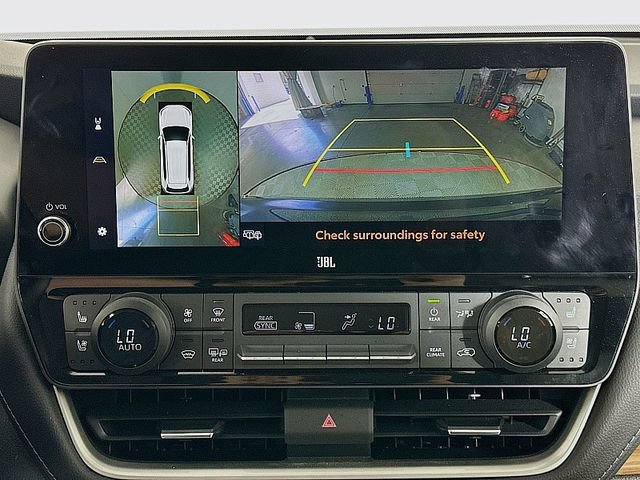 Used 2024 Toyota Grand Highlander AWD image 16