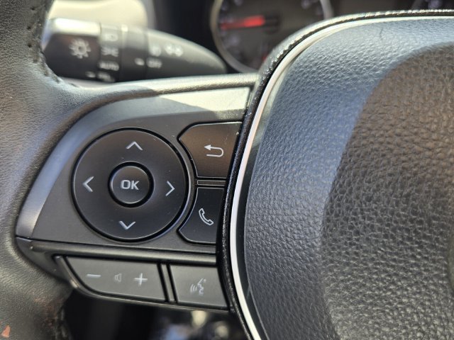 Used 2022 Toyota RAV4 XLE Premium FWD image 26
