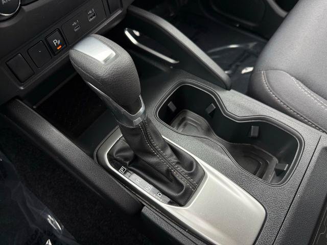 Certified 2025 Nissan Frontier SV RWD image 26