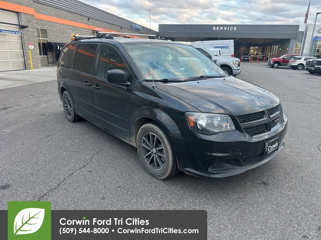 Used 2016 Dodge Grand Caravan SE