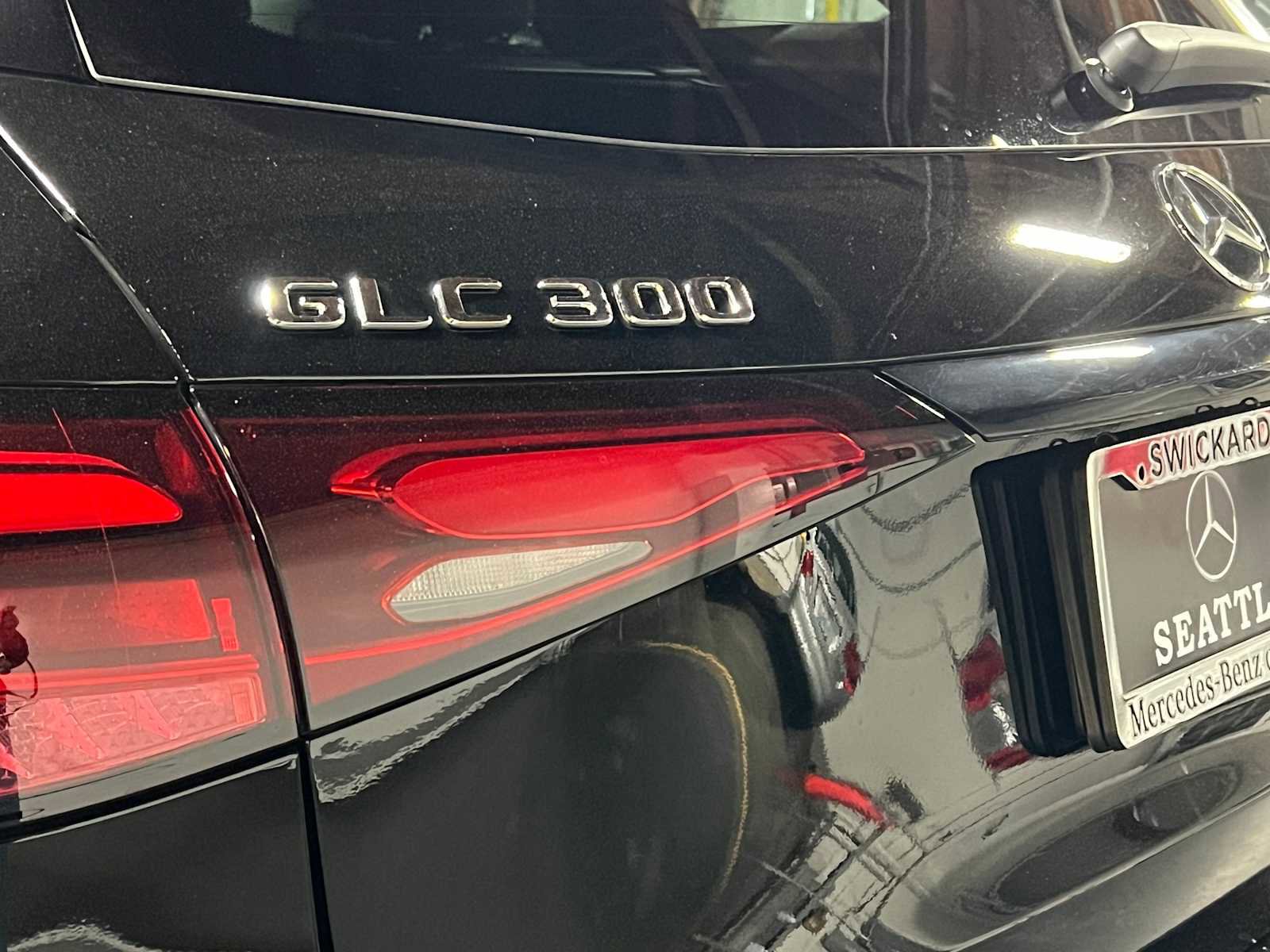 Used 2026 Mercedes-Benz GLC 300 4MATIC image 14