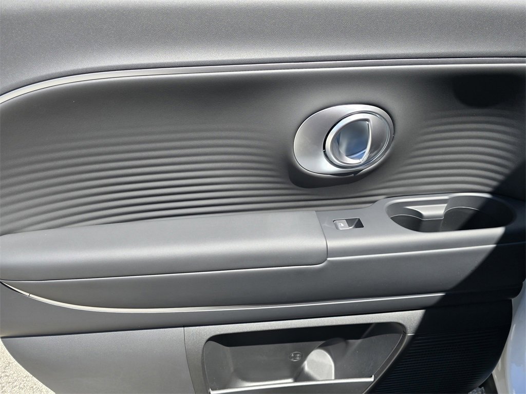 New 2026 Hyundai Ioniq 9 SEL image 12