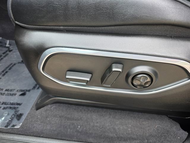 Used 2024 Jeep Wagoneer Series II w/ Convenience Group I AWD/4WD image 29