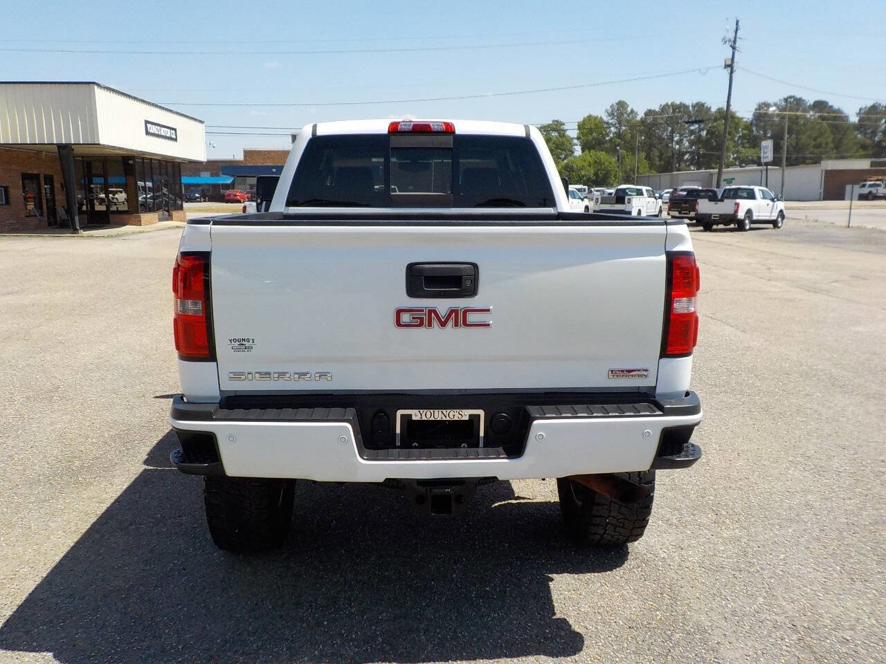 Used 2015 GMC Sierra 2500 SLT AWD/4WD image 4