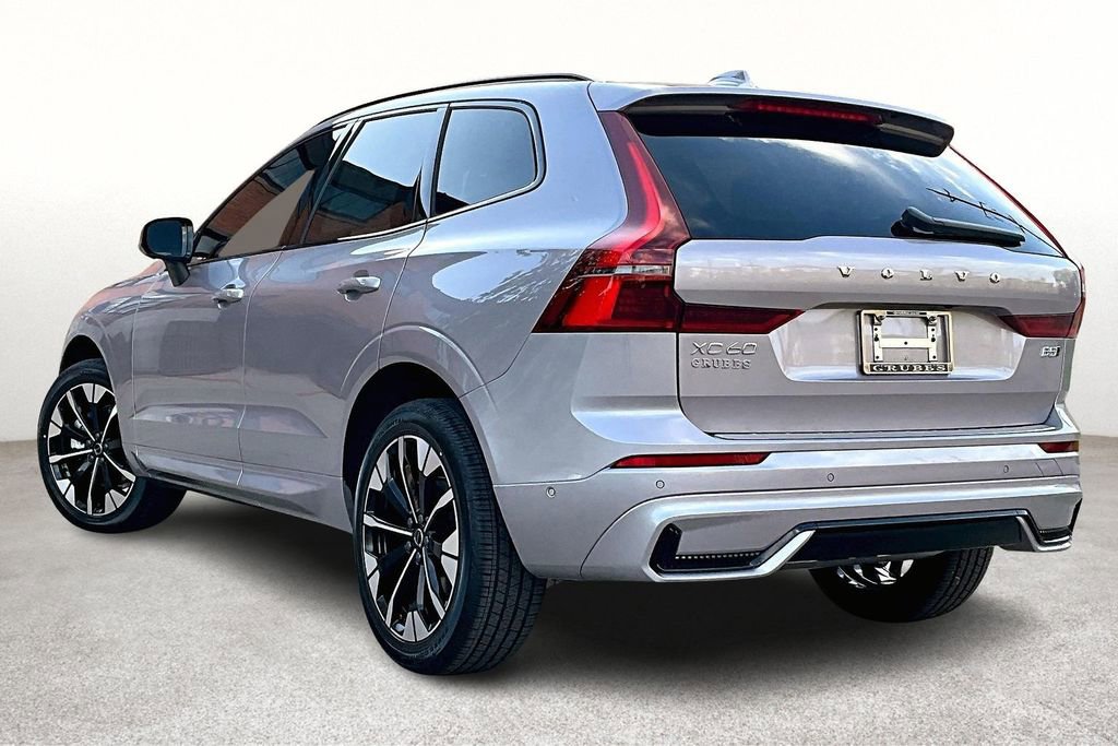 New 2026 Volvo XC60 B5 Plus w/ Protection Package Premier AWD/4WD image 6