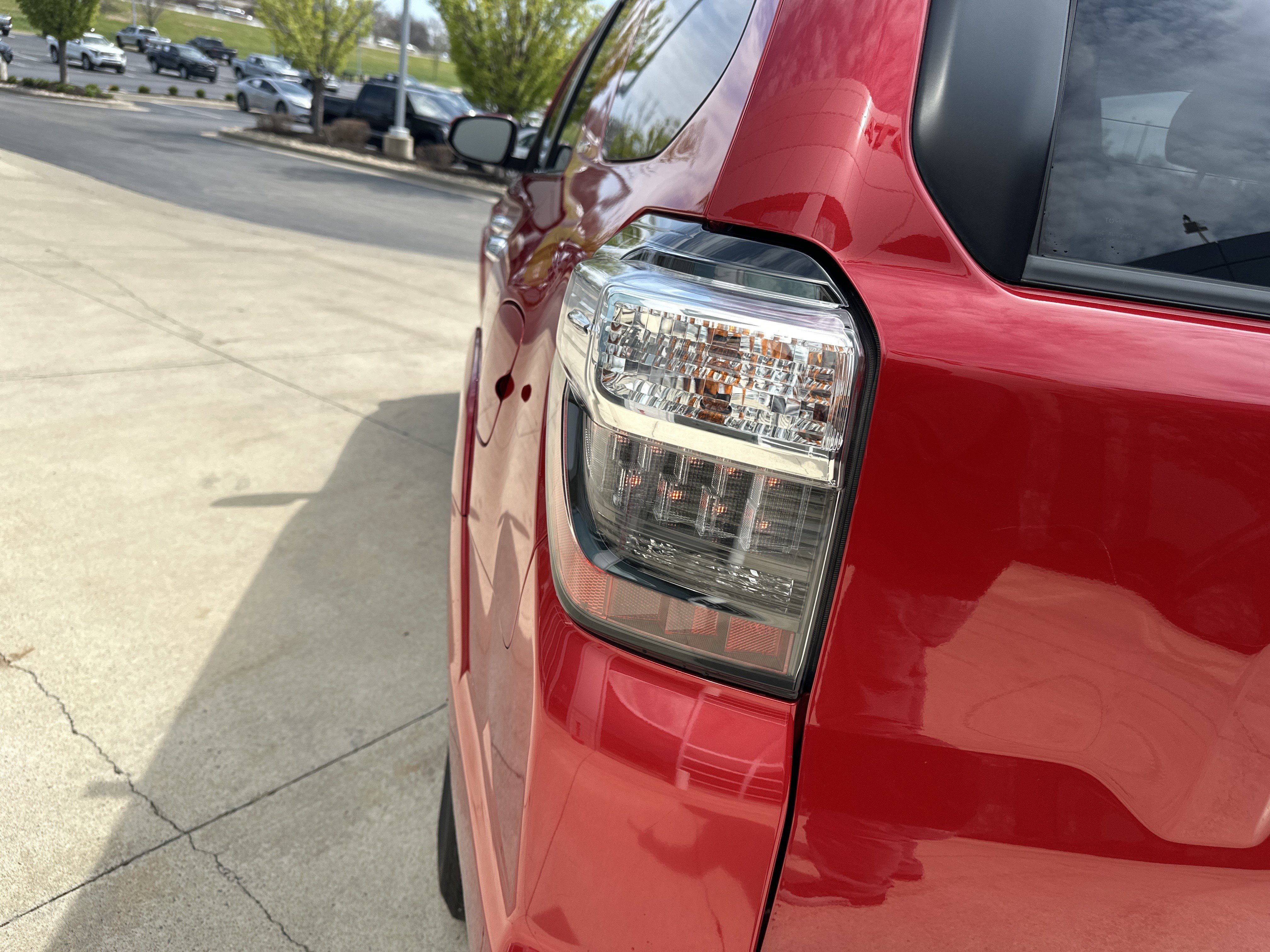 Used 2019 Toyota 4Runner Limited image 12