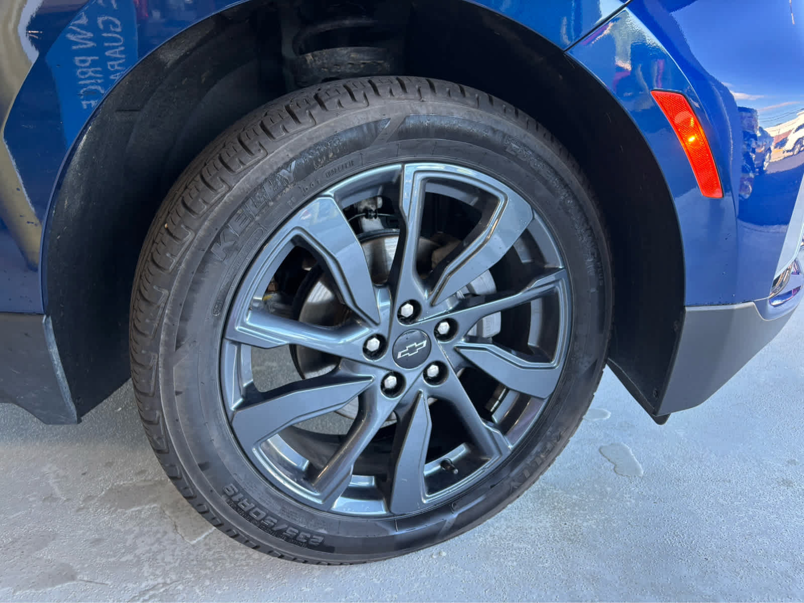 Used 2022 Chevrolet Equinox RS AWD/4WD image 35