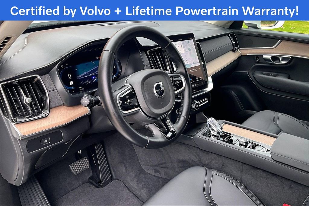 Certified 2025 Volvo XC90 B5 Plus image 18